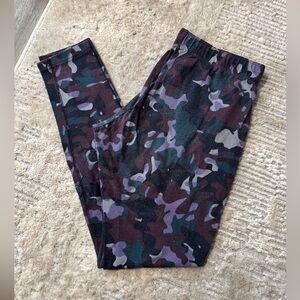 Nike purple camo leggings